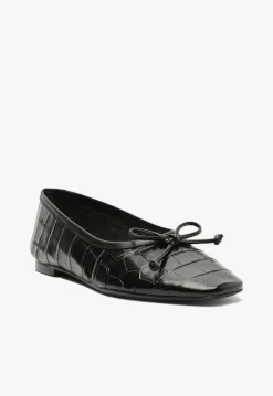 Arissa Black Leather Ballet Flat