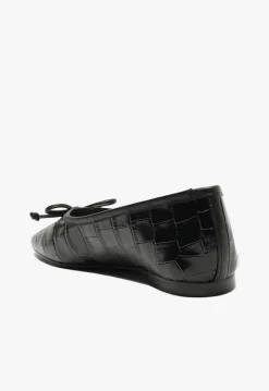 Arissa Black Leather Ballet Flat