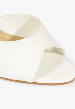 Cloe Sandal