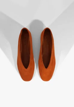 Courtney Suede Flat