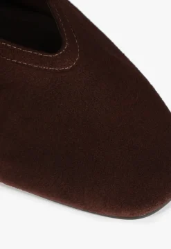 Courtney Suede Flat