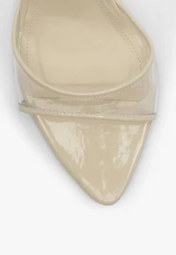 Elodie Sandal