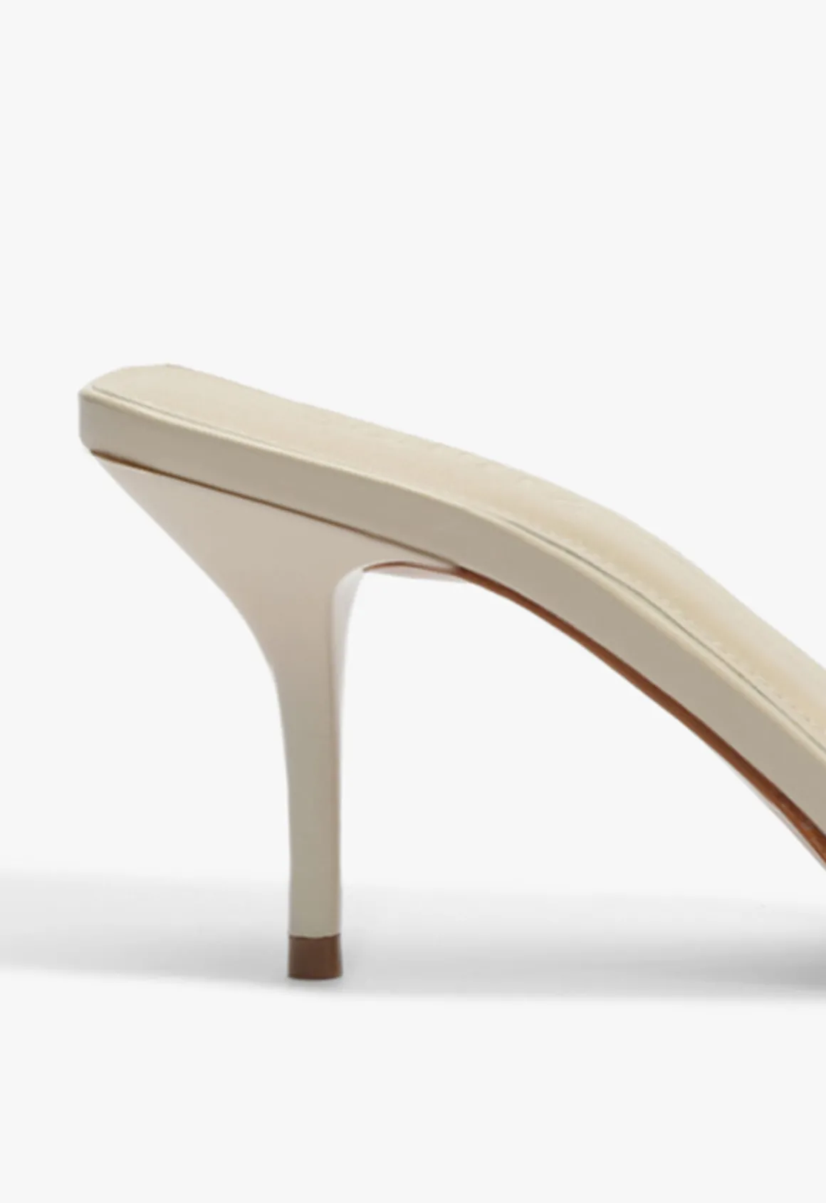 Elodie Sandal