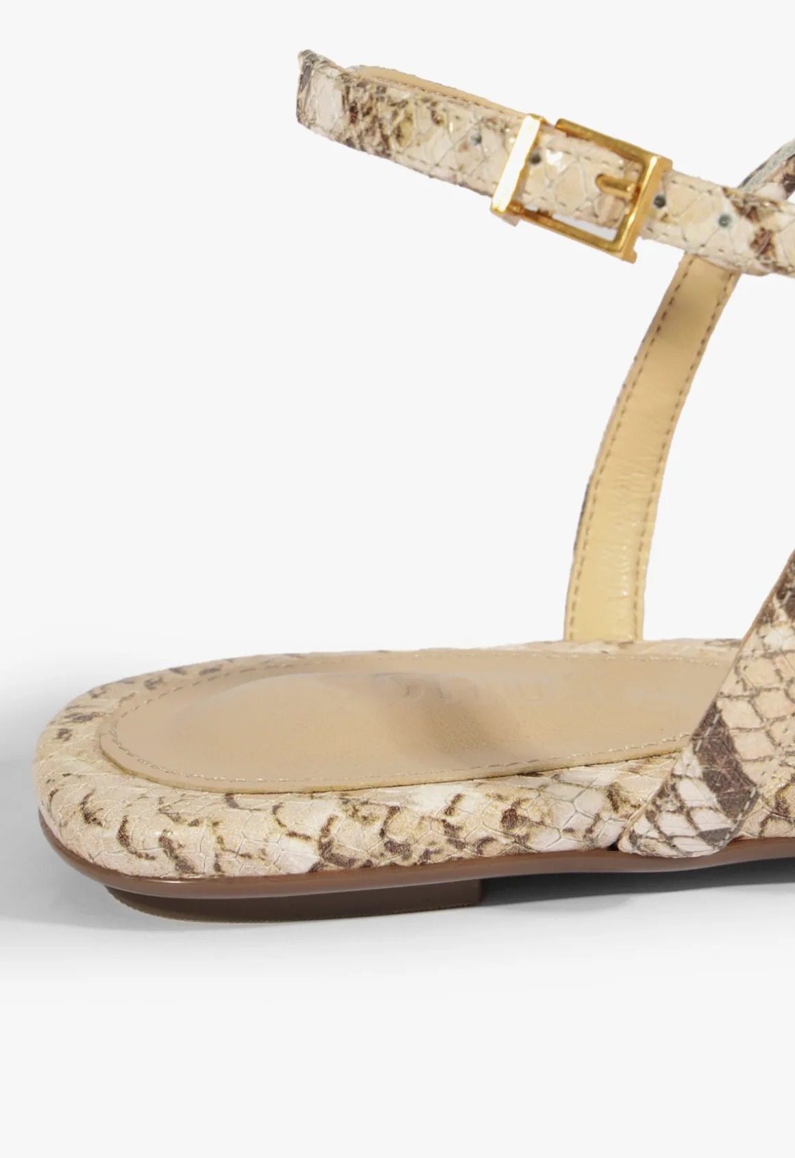 Elsha Flat Sandal