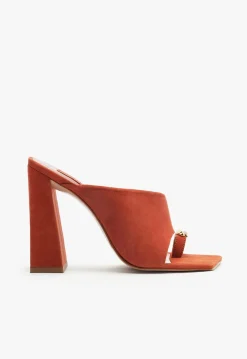 Jodie Sandal