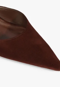 Julie Suede Pump