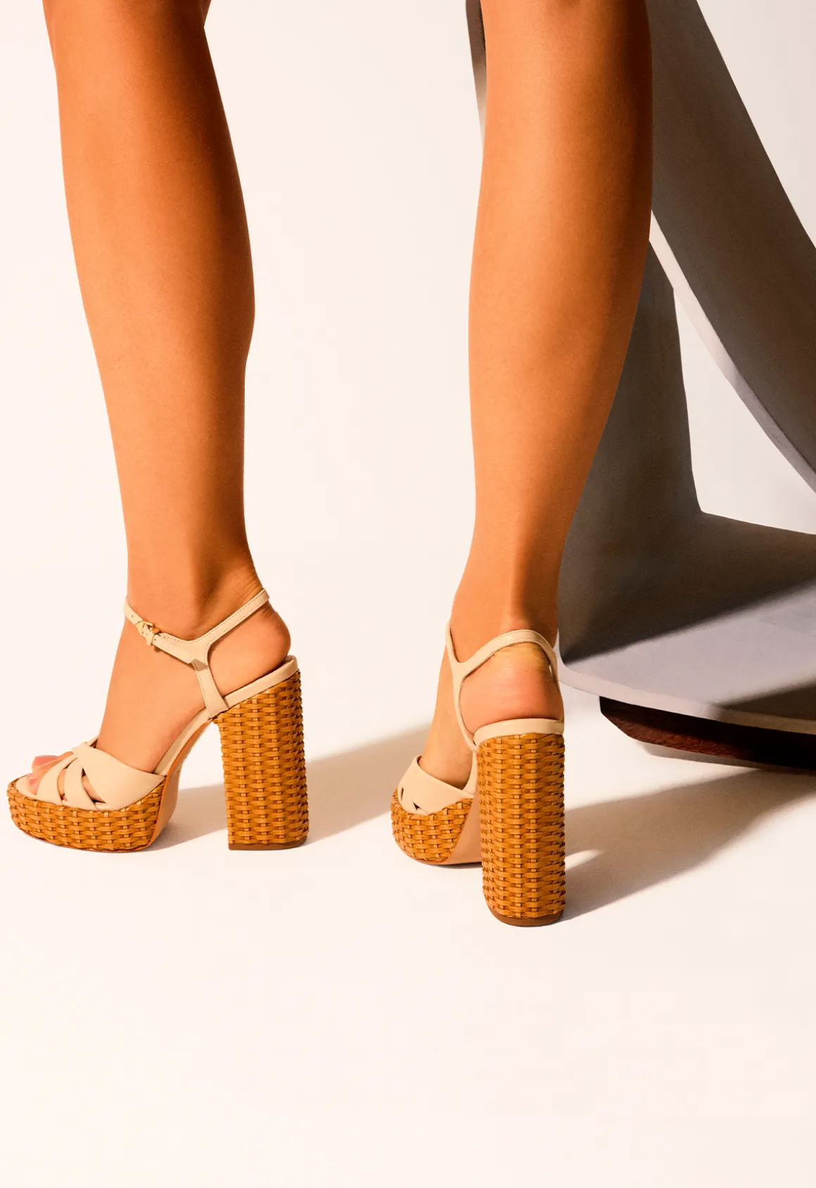 Keefa Straw Sandal