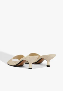 Kelsea Sandal