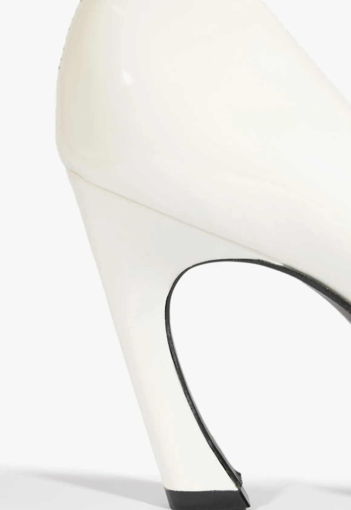 Lexi Lo Patent Pump