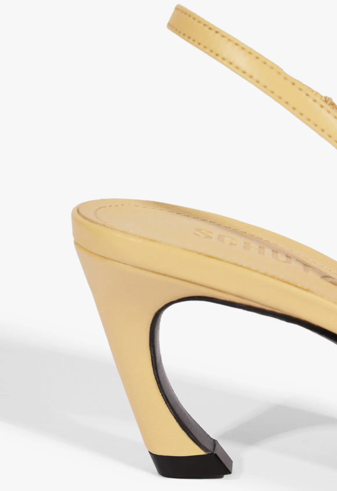 Lexi Mid Sculptural Beige Pump