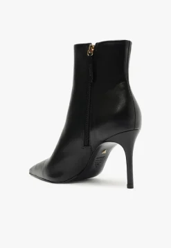 Mikki Bootie