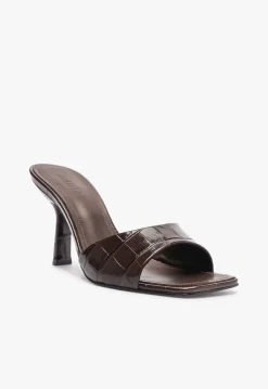Posseni Leather Sandal