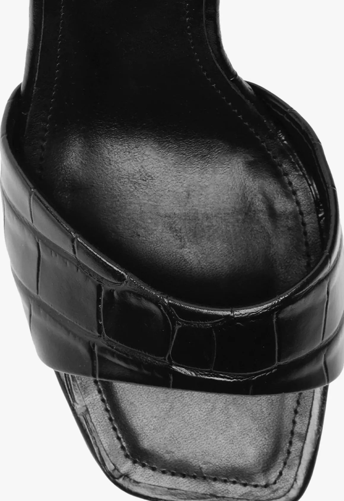 Posseni Sandal