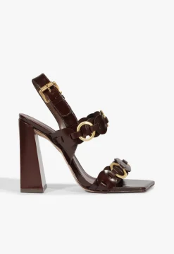 Selina Sandal