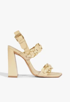 Selina Sandal
